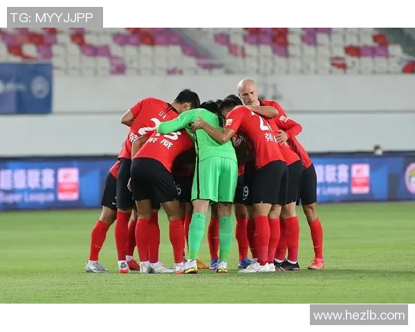 赛后分析:上海篮球队与北京篮球队的战术意识与执行力对比探讨 赛后分析:上海篮球队与北京篮球队的战术意识与执行力对比探讨