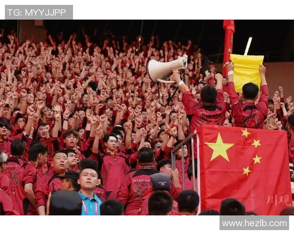 足球明星争霸赛盛况空前球迷热情高涨见证传奇对决 足球明星争霸赛盛况空前球迷热情高涨见证传奇对决